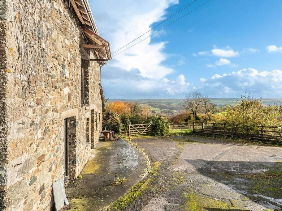 Villa The Dairy - Quaint 1Br In Dartmoor National Park à Hennock Extérieur photo